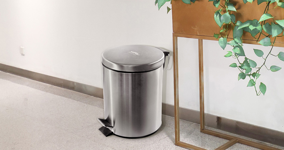 TYNEGH Trash Can with Cover Small Foot Trash Can for Bathroom Toilets Stainless Steel Trash Can Gray 